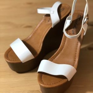 Breckelle’s wedges
